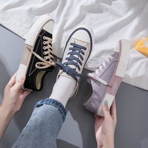 Converse Style Sneaker !